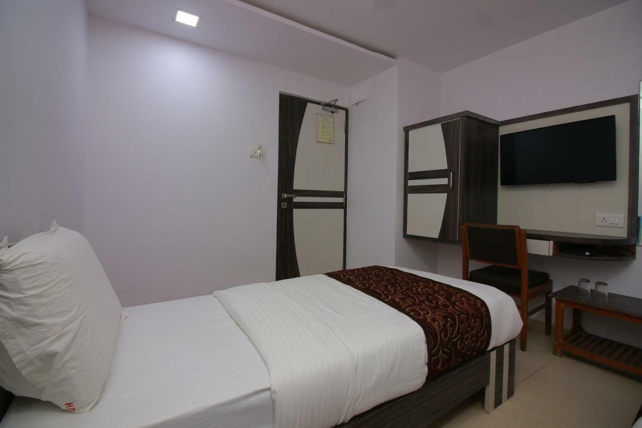 נאווי מומבאי Hotel Apex מראה חיצוני תמונה