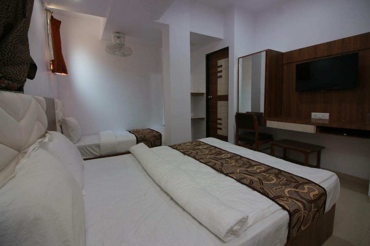 נאווי מומבאי Hotel Apex מראה חיצוני תמונה