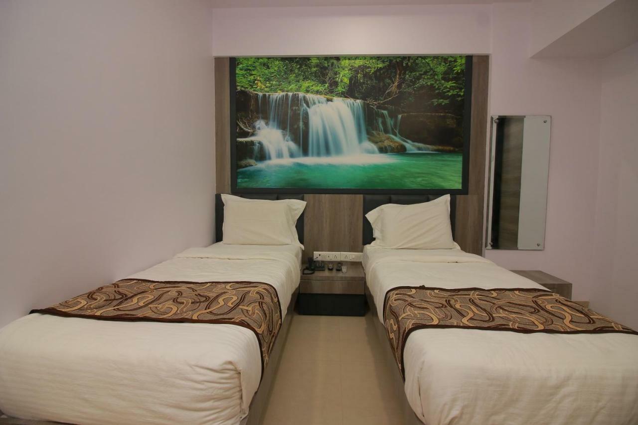 נאווי מומבאי Hotel Apex מראה חיצוני תמונה