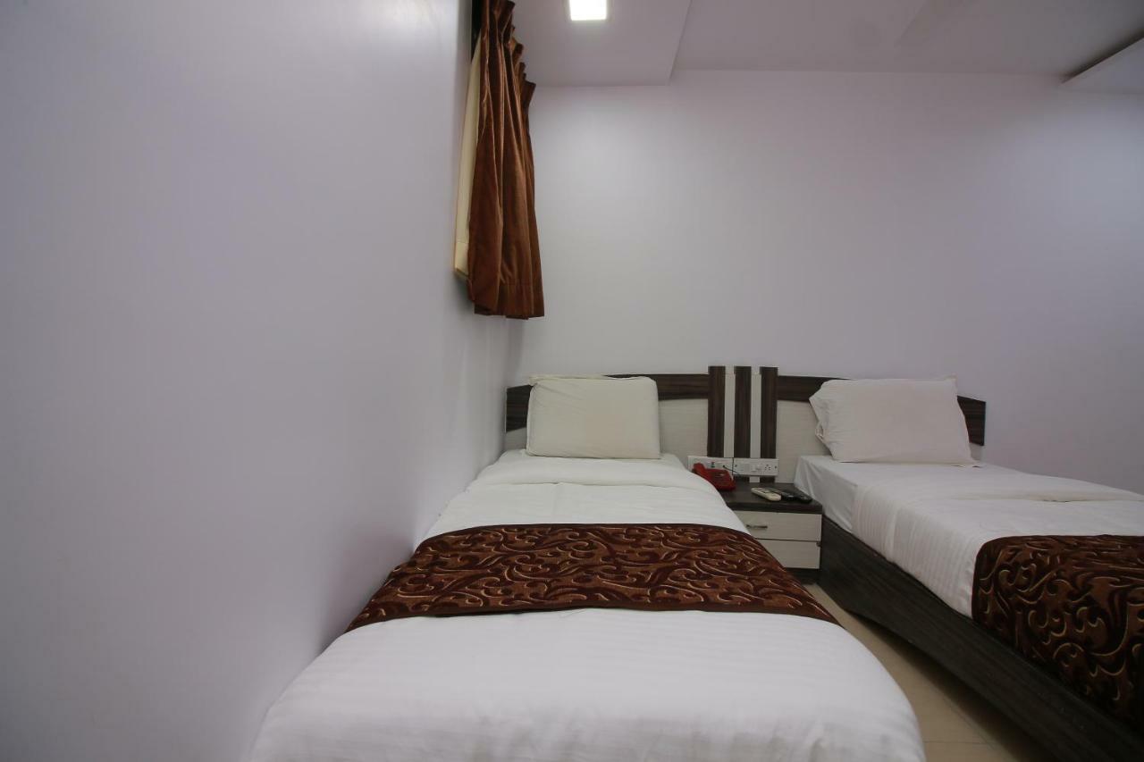 נאווי מומבאי Hotel Apex מראה חיצוני תמונה