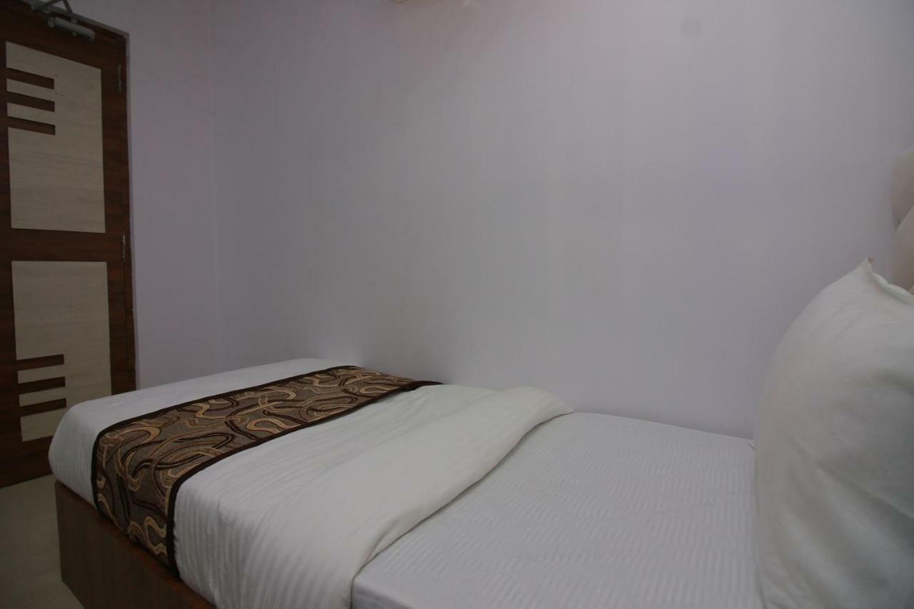 נאווי מומבאי Hotel Apex מראה חיצוני תמונה