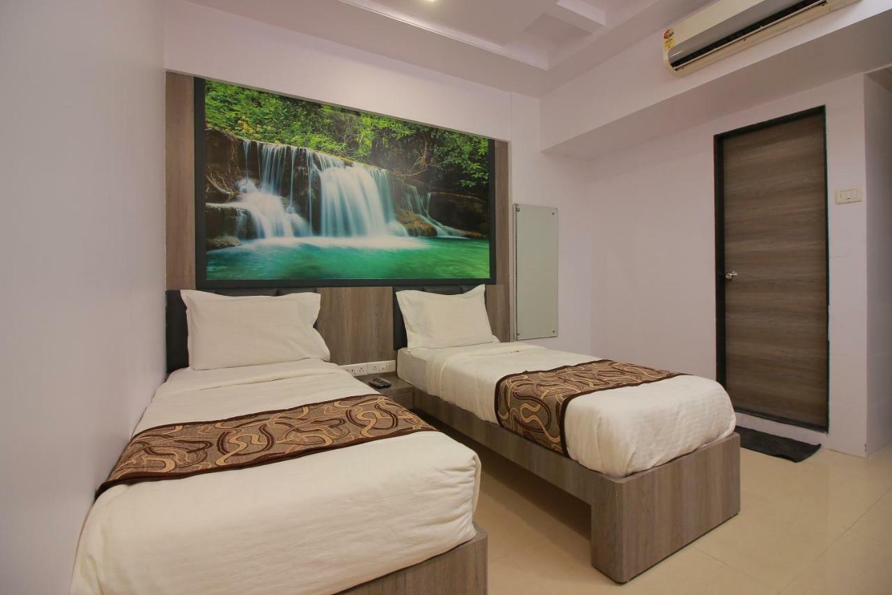 נאווי מומבאי Hotel Apex מראה חיצוני תמונה