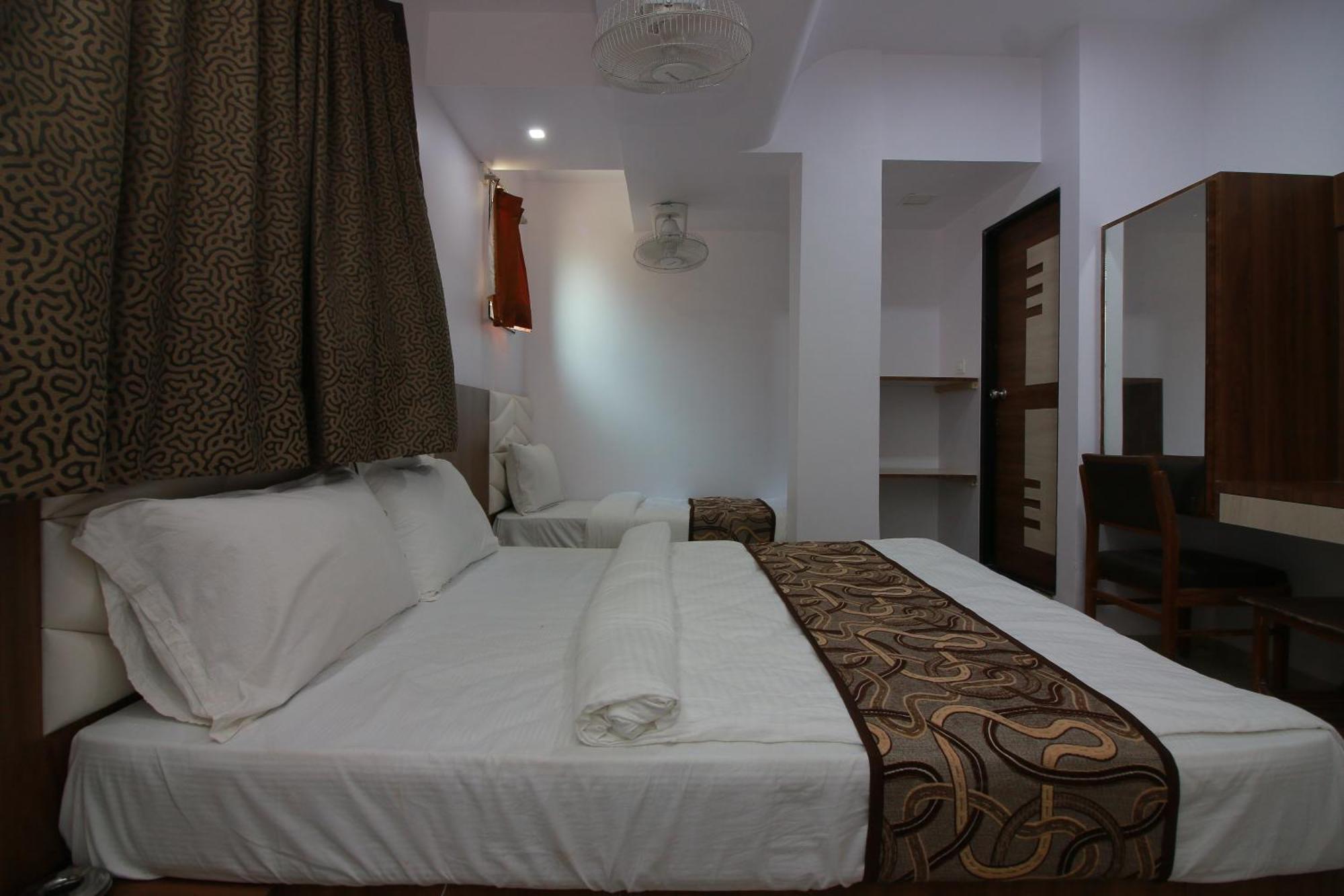 נאווי מומבאי Hotel Apex מראה חיצוני תמונה