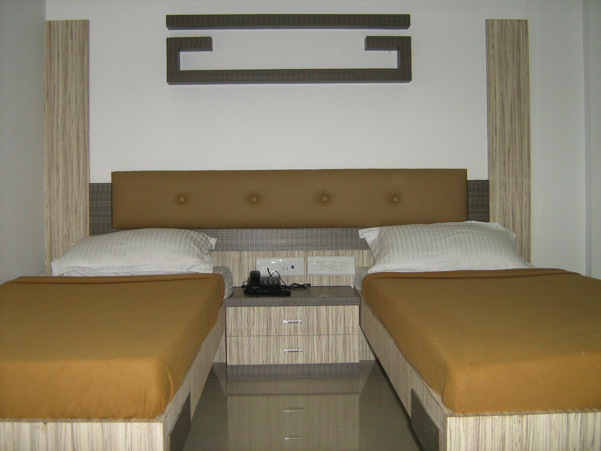 נאווי מומבאי Hotel Apex מראה חיצוני תמונה